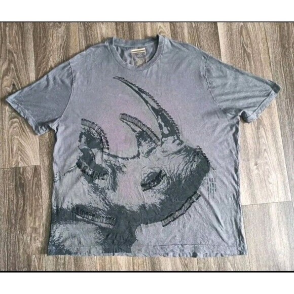 Sean John T-Shirt Men's XL Safety Pinned Rhino Gray Short Sleeve - Picture 1 of 9